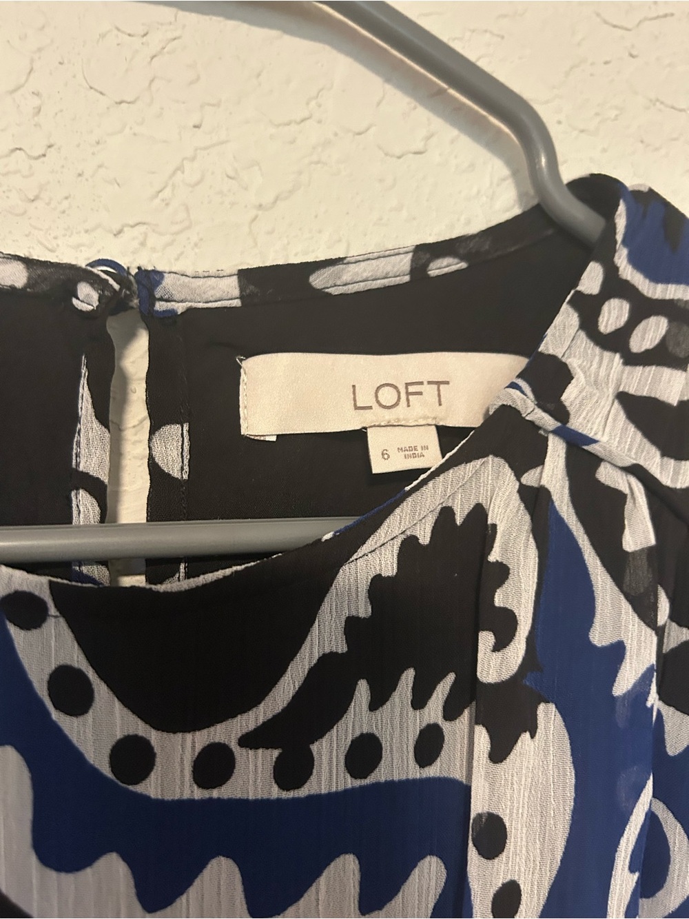 LOFT Paisley Shirred Flounced Midi Dress, Comfortable Feminine Dress Size 6 - Picture 3 of 10